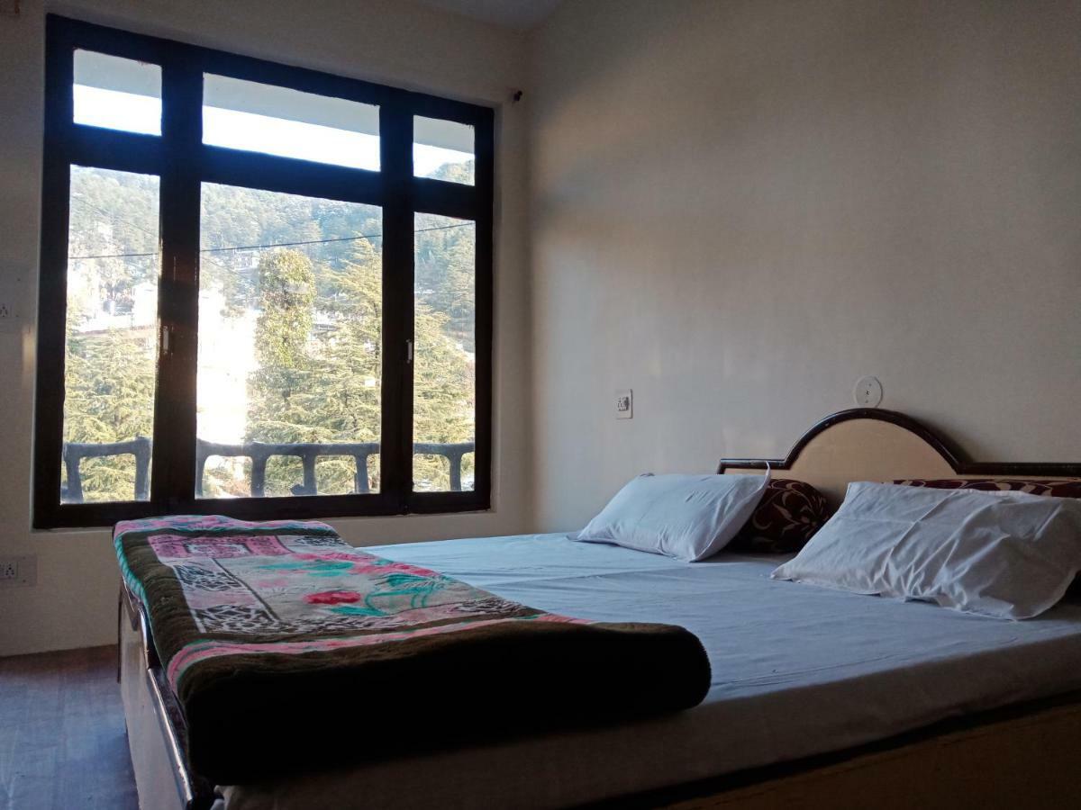 Hotel Pine Spring Дхарамсала Екстериор снимка